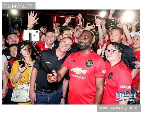 全球顶级足球签名球星全解析与球迷互动盛况回顾