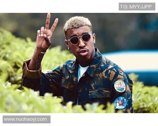 扎头发的足球明星你知道谁是谁吗揭秘那些球场上的发型潮人